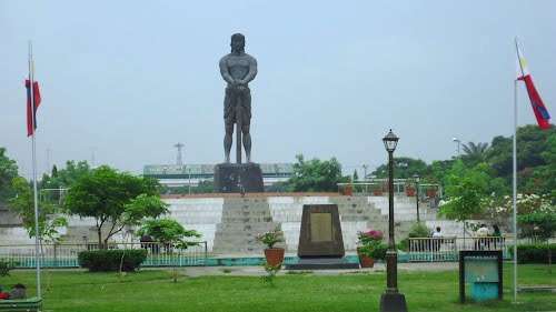 Lapu-Lapu statue