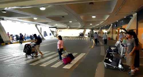 Passengers exiting NAIA1 care ninoy-aquino-international-airport