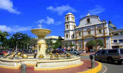 Immaculate Conception Cathedral and Roxas City fountain