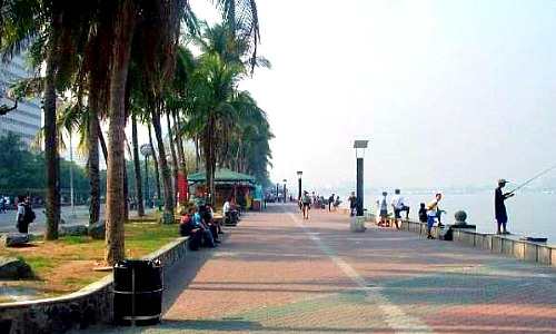 Manila Baywalk