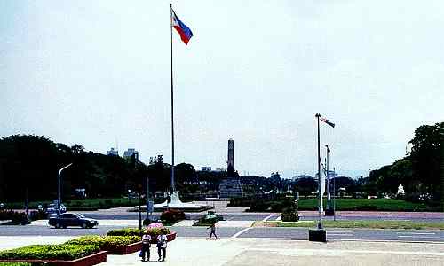 Luneta Park in the 2000s care jose-rizal